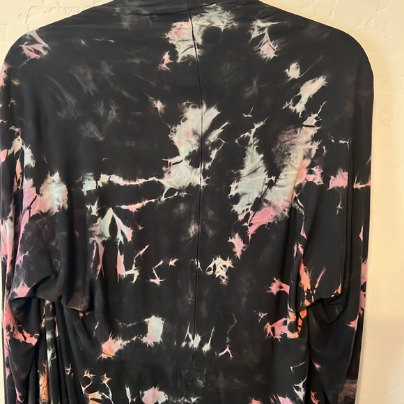 Gorgeous Tye Dye Tunic open front, drape collar cardigan wrap. M/L - Picture 5 of 6